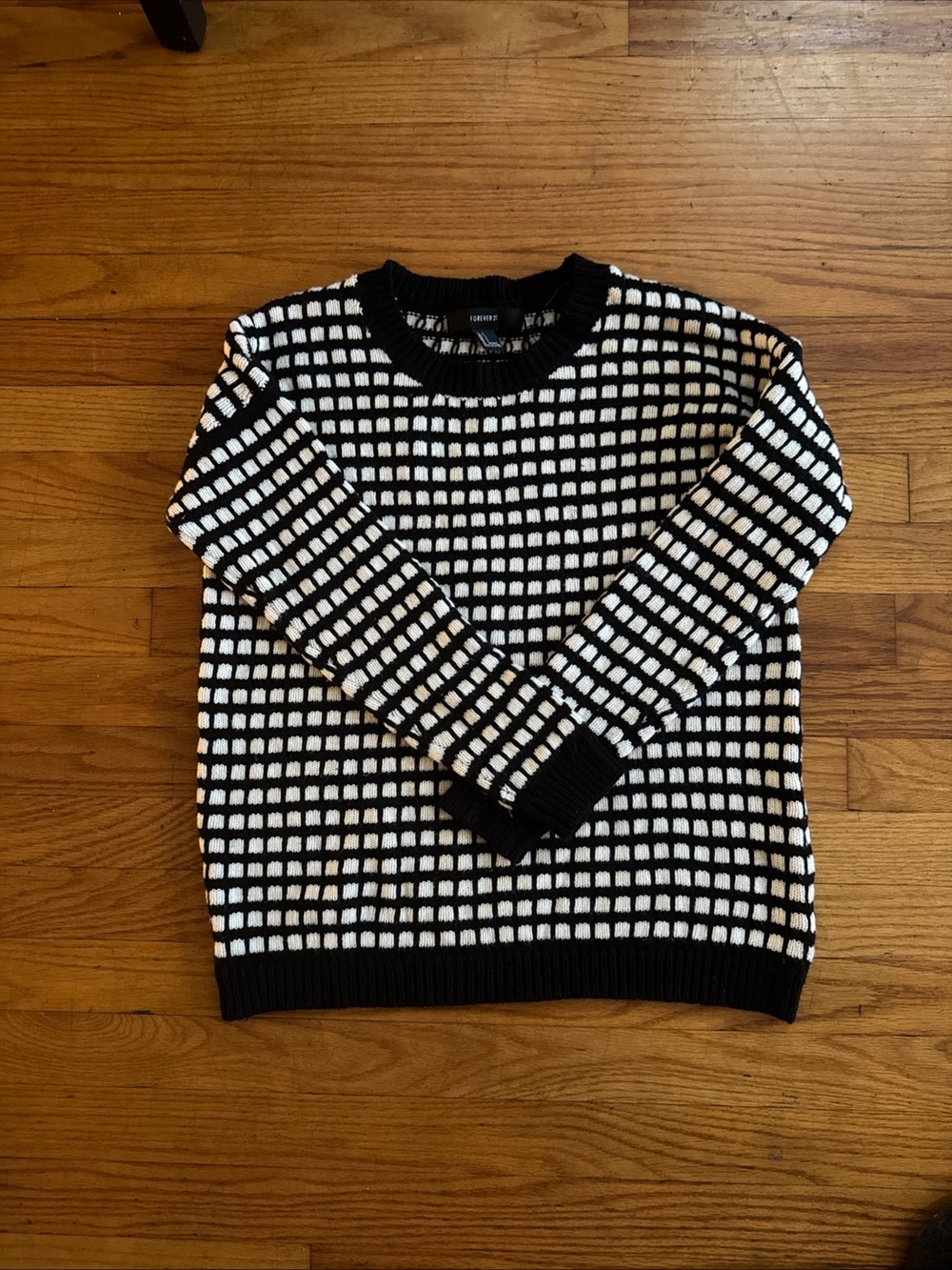 Forever 21 Black & White Grid Crewneck Sweater
